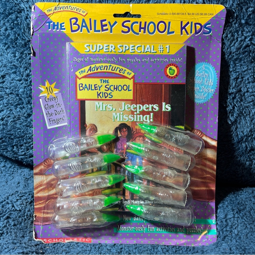 The Advent. Of Bailey School Kids - Mrs. Jeepers Is Missing. Super Special #1.